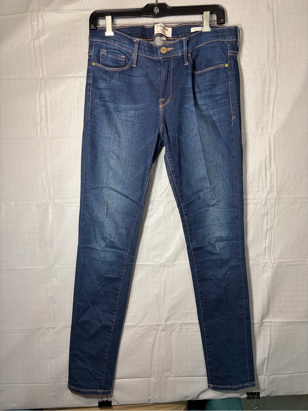 219. Frame Denim Le Skinny de Jeanne Dark Blue Denim Jeans